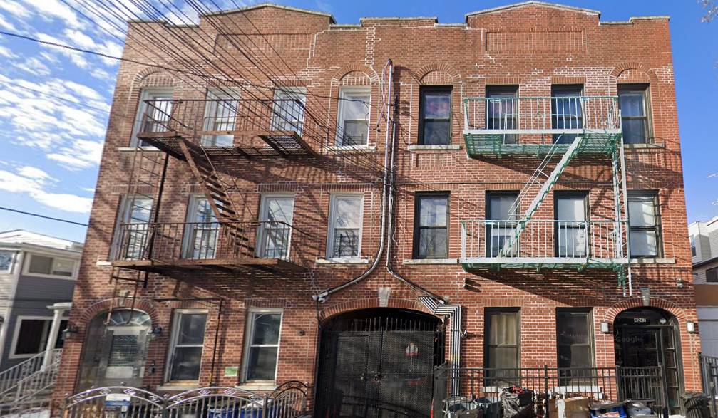 4245 Digney Ave Bronx New York, NY 10466
